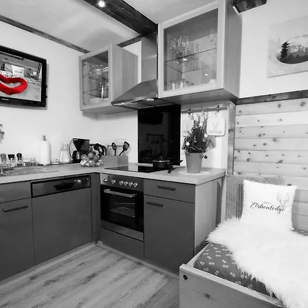 Eberl's Zirbenlodge Apartment