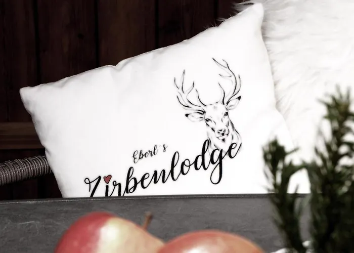 Eberl's Zirbenlodge 公寓 *